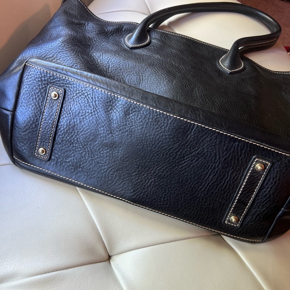 Classic black Florentine Leather Dooney & Bourke shoulder...